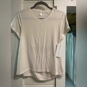 NWT Athleta Air Out Cench Tee
